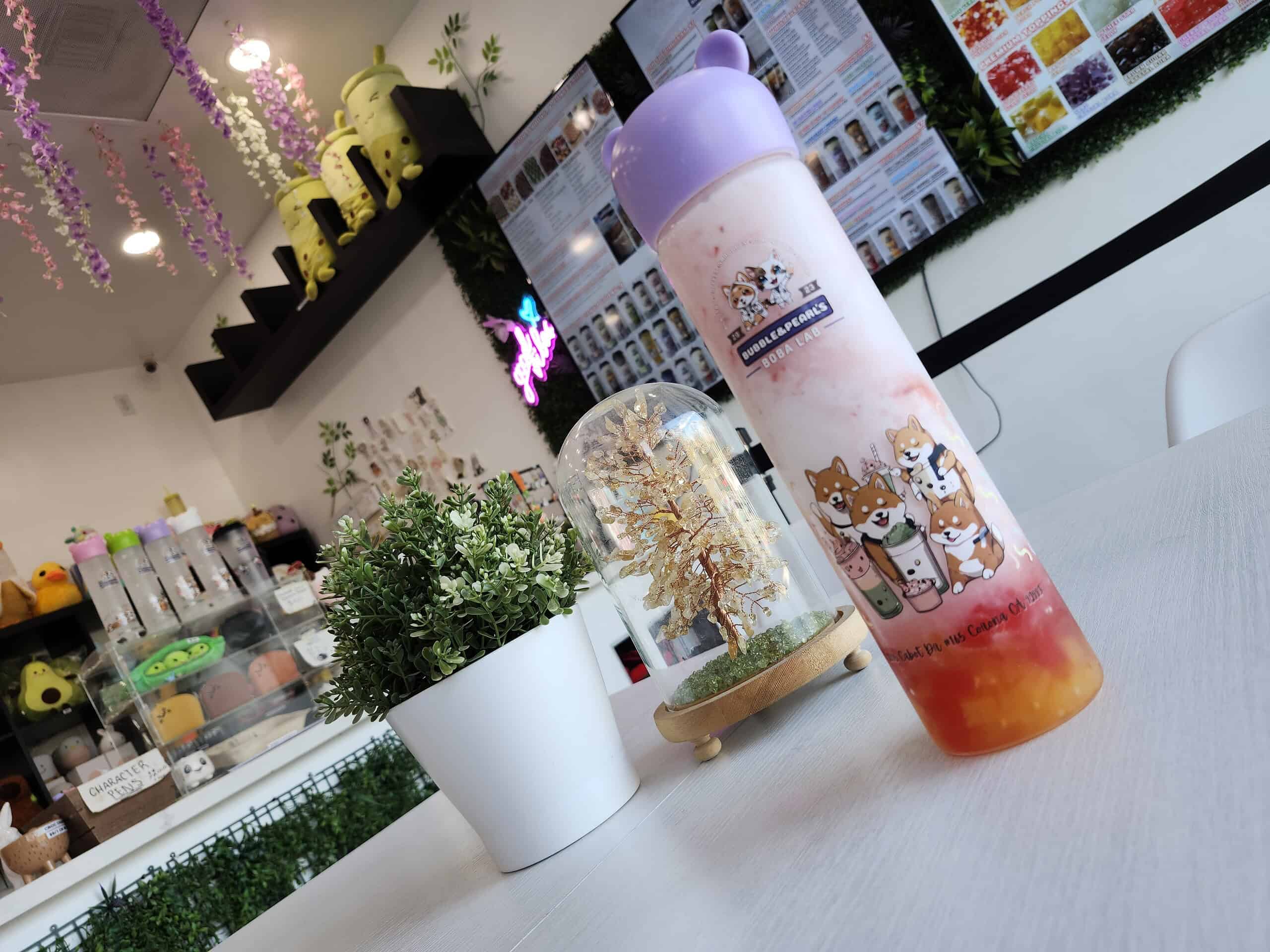 Colorful Bubble & Pearl’s Boba Lab drink